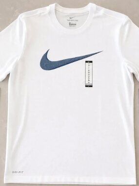 NWT Nike men’s Dri-Fit Training T-Shirt Size Large
